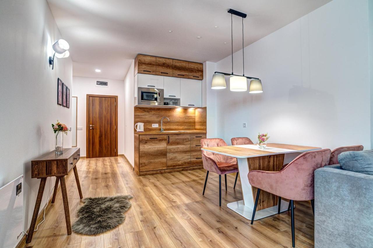 Secret Lake 533 At Oak Residence Smolyan Exterior foto