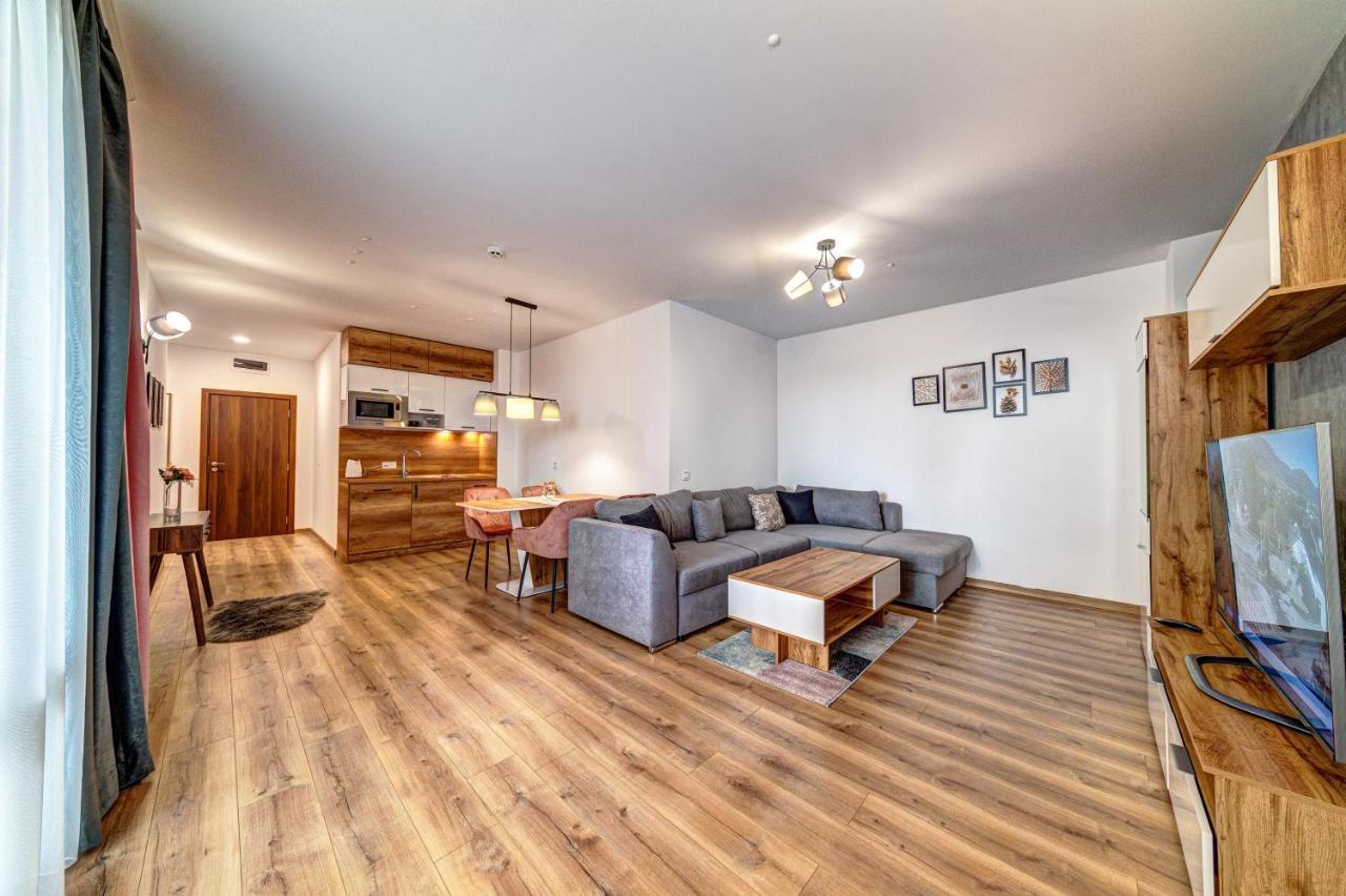 Secret Lake 533 At Oak Residence Smolyan Exterior foto